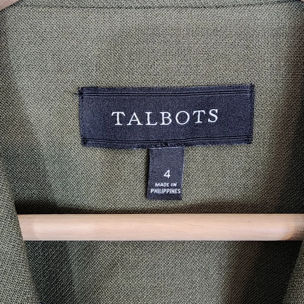 EUC Talbots Olive Green Wool Blend Fitted Stretch Blazer Gold Button Size 4 - Picture 2 of 11